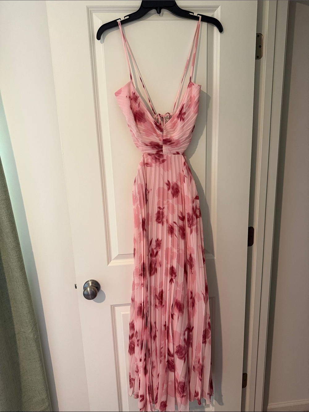 Abercrombie & Fitch Pink Floral Pleated Maxi Dress